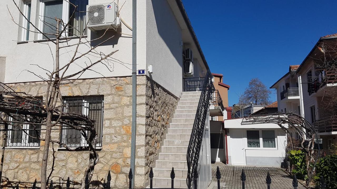 Luccia Apartments-Guesthouse Laguna Охрид Экстерьер фото